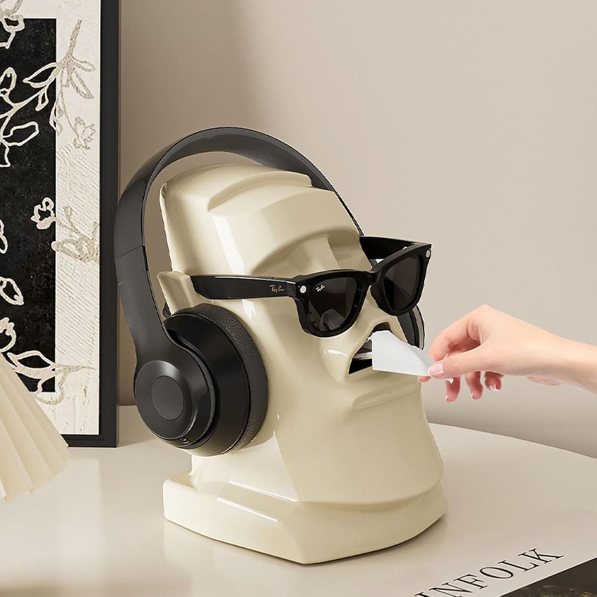 DISPENSADOR MOAI MULTIUSO PARA PAÑUELOS Y AUDÍFONOS COLOR CREMA - 4