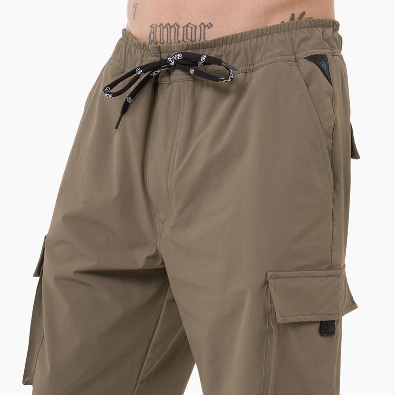 SHORTS BERMUDA CARGO CRAXLER TAFETA HOMBRE - 4