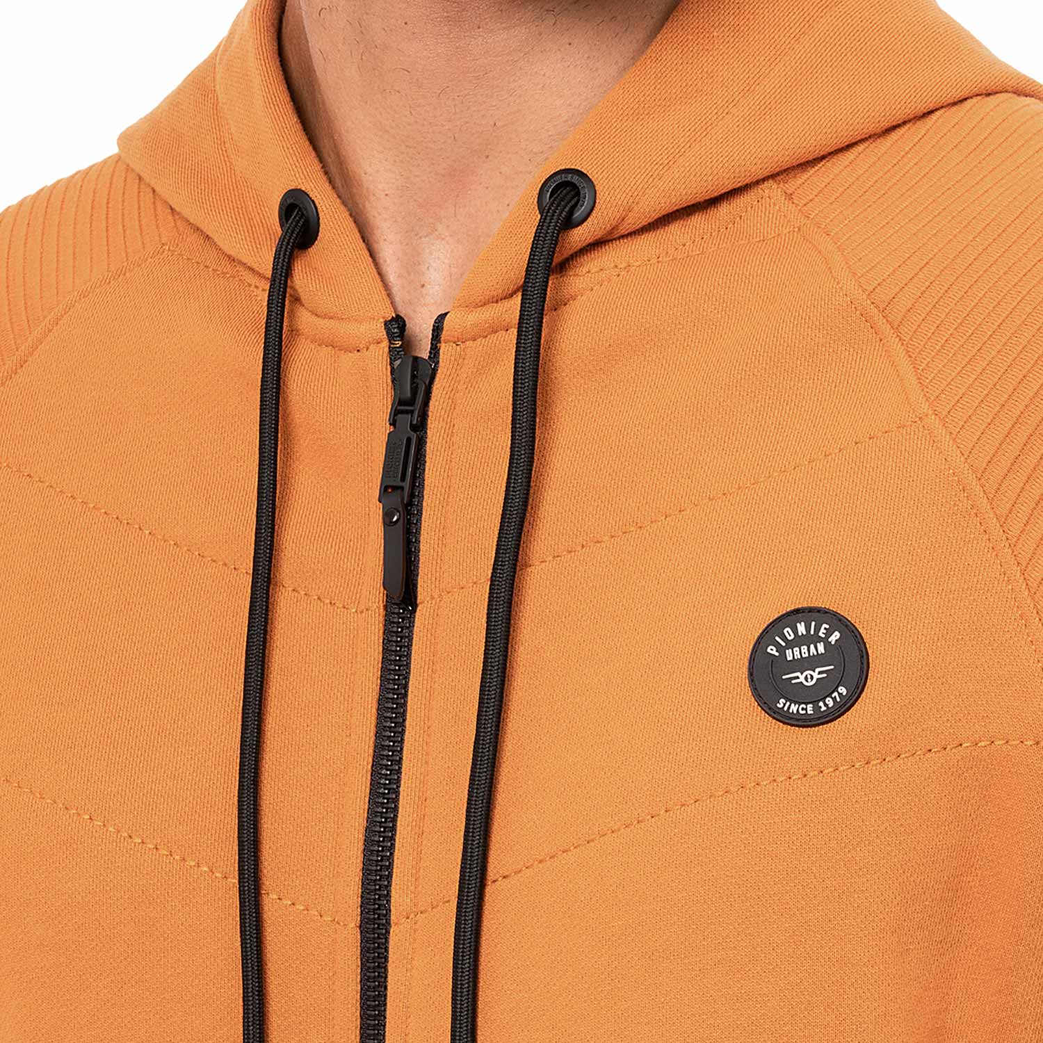 POLERAS FRANELA HOMBRE PATTRICK - 4