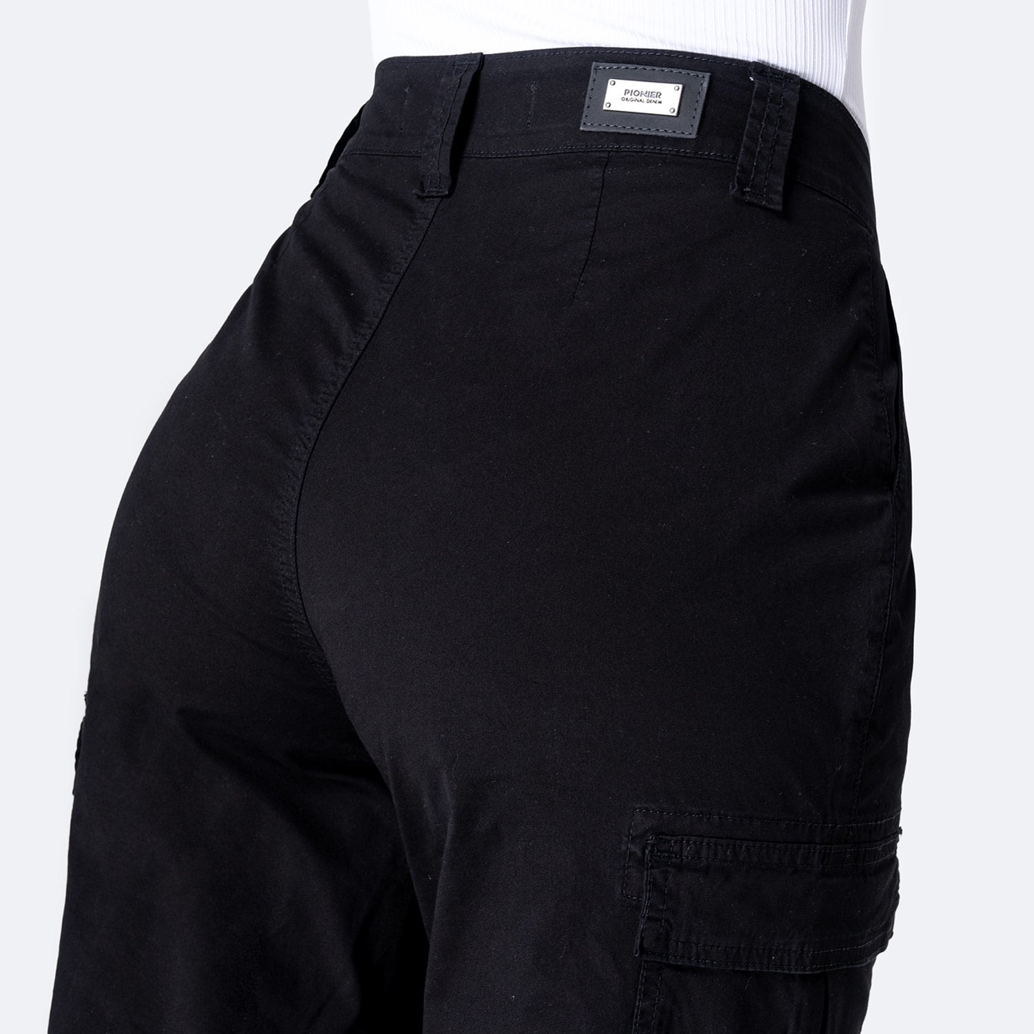 JOGGER TAFETA MUJER PIONIER HANISA - 4