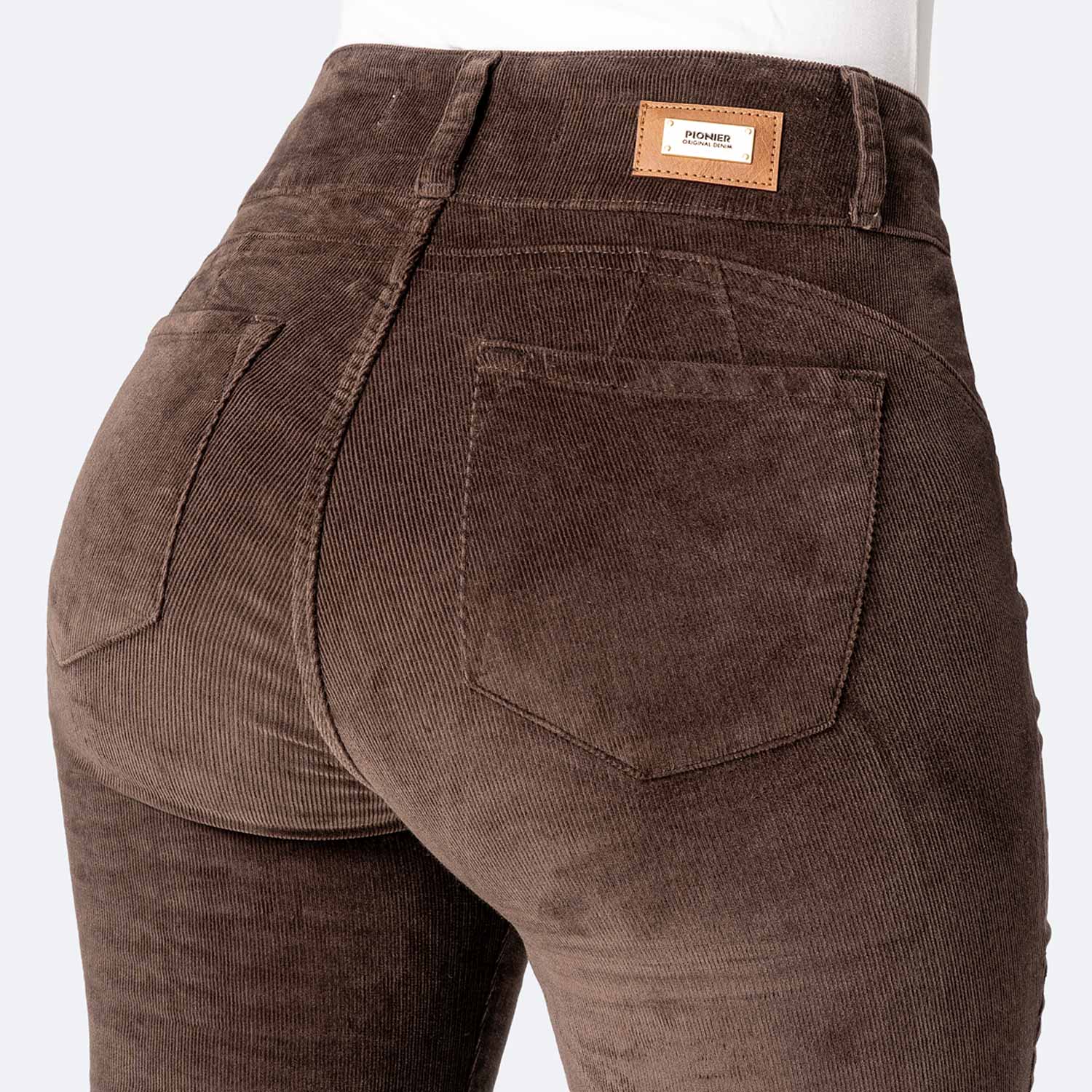 PANTALÓN RECTO CORDUROY STRETCH MUJER PIONIER LARISSA C - 4