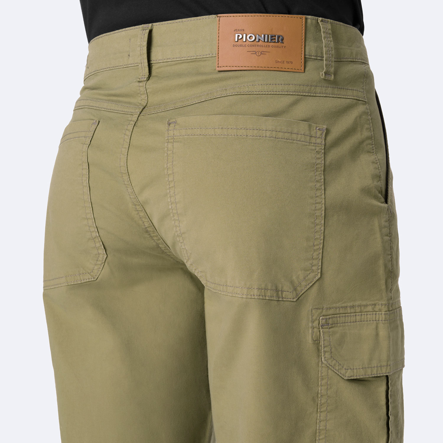 SHORT BERMUDA TAFETA HOMBRE PIONIER TERMES - 4