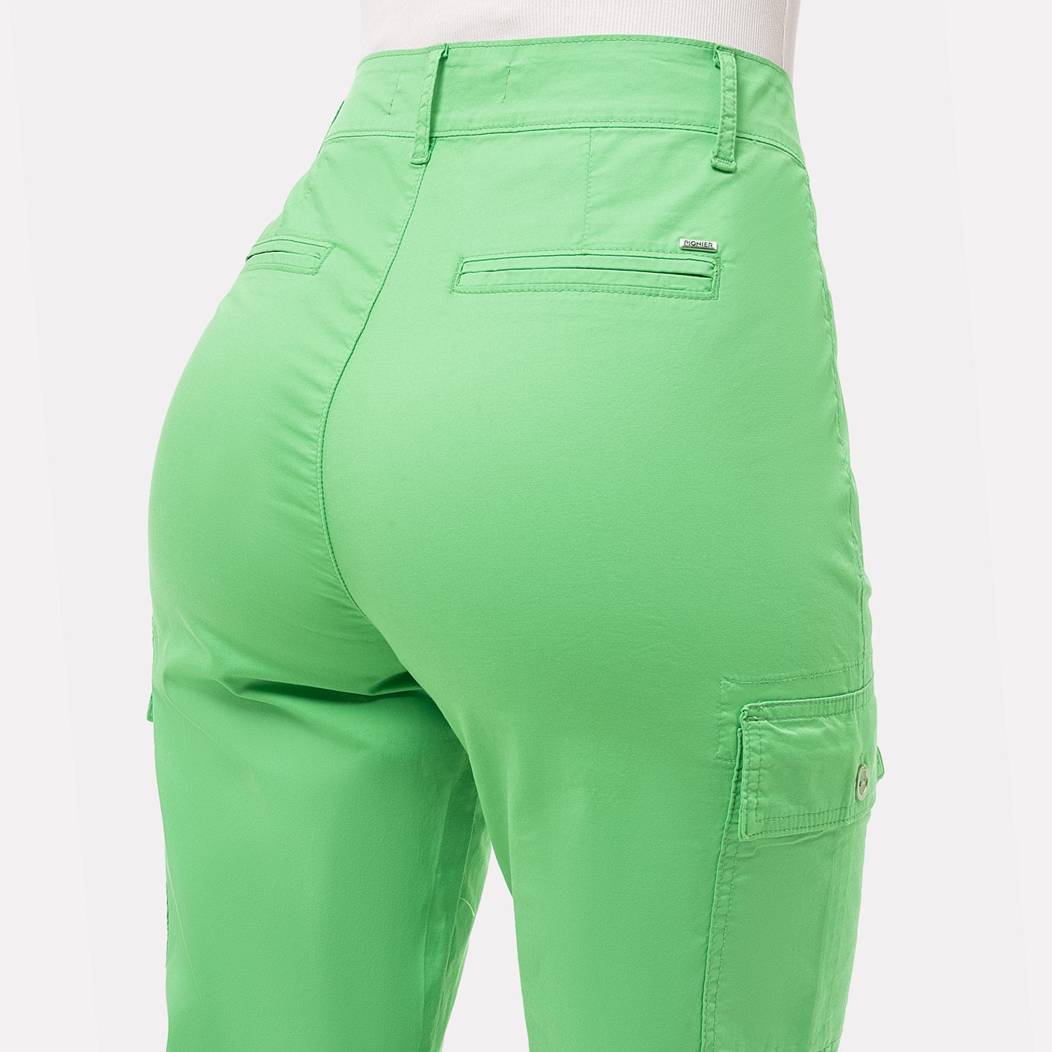 SHORT CROPPED TAFETA MUJER PIONIER KAILEN - 4