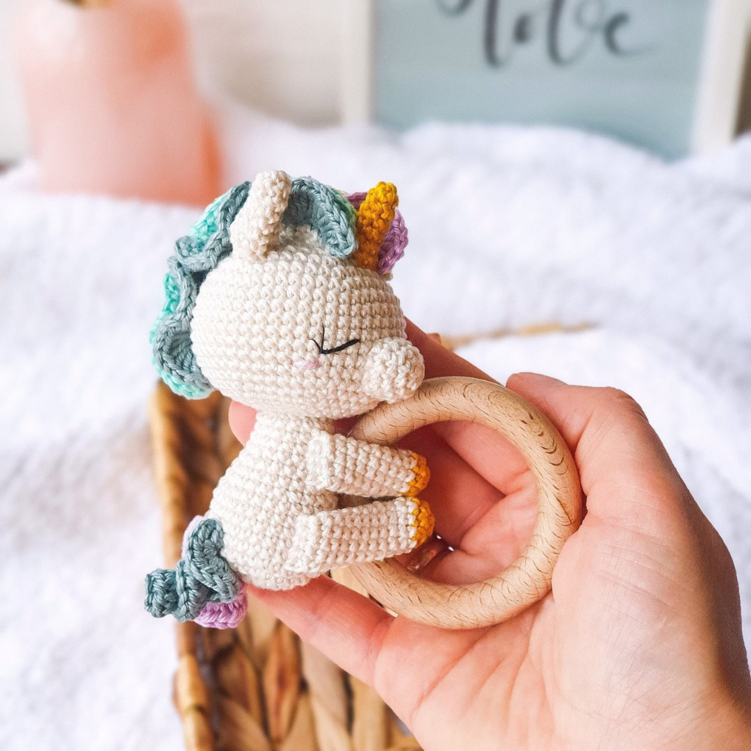 SONAJERO EL CONEJO Y LA LUNA BABY UNICORN 100% HILO DE ALGODÓN - 3