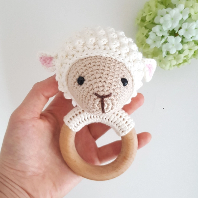 SONAJERO + MUÑECO DE APEGO EL CONEJO Y LA LUNA BABY SHEEP - 5