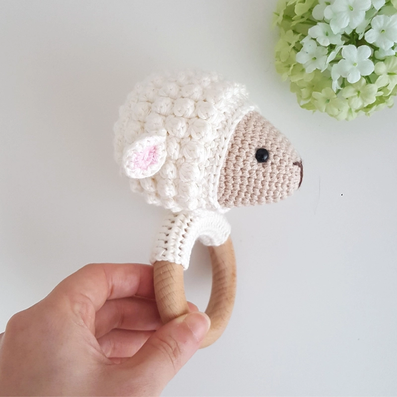 SONAJERO + MUÑECO DE APEGO EL CONEJO Y LA LUNA BABY SHEEP - 8