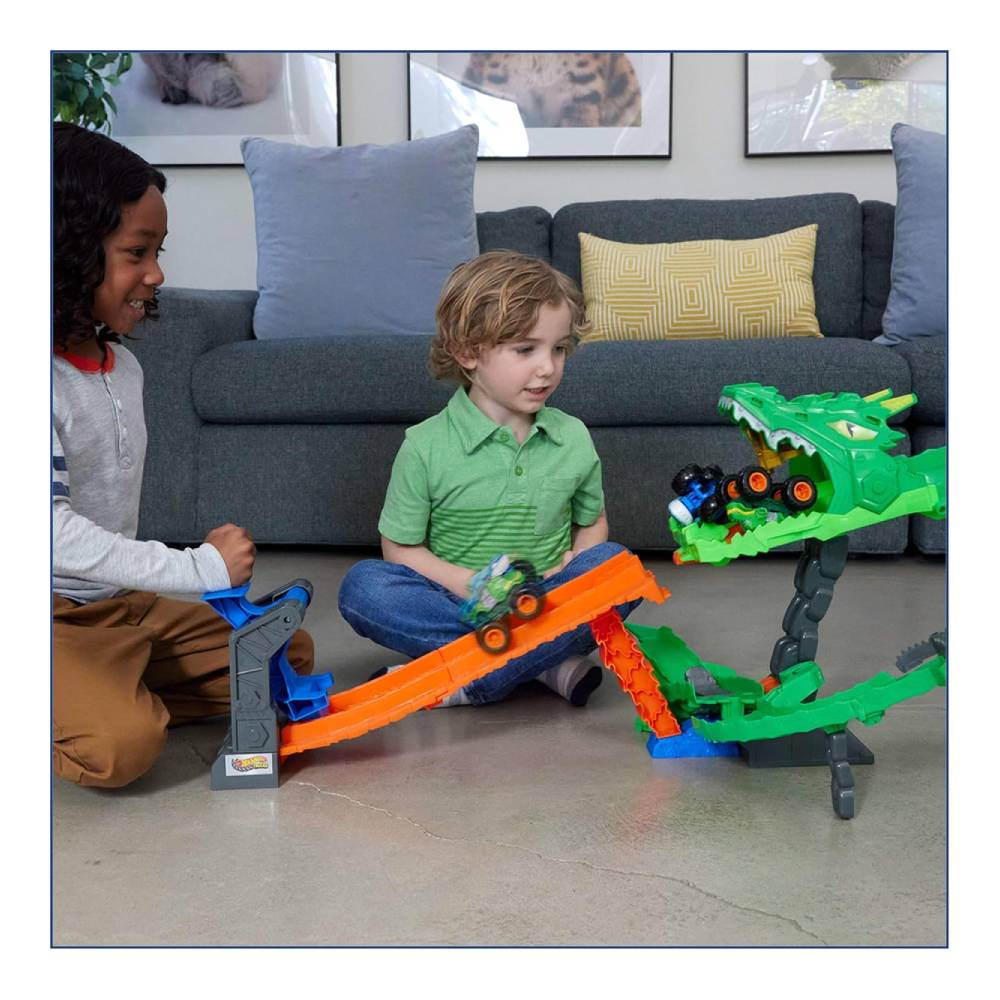 HOT WHEELS MONSTER TRUCK DEMOLICION - 2