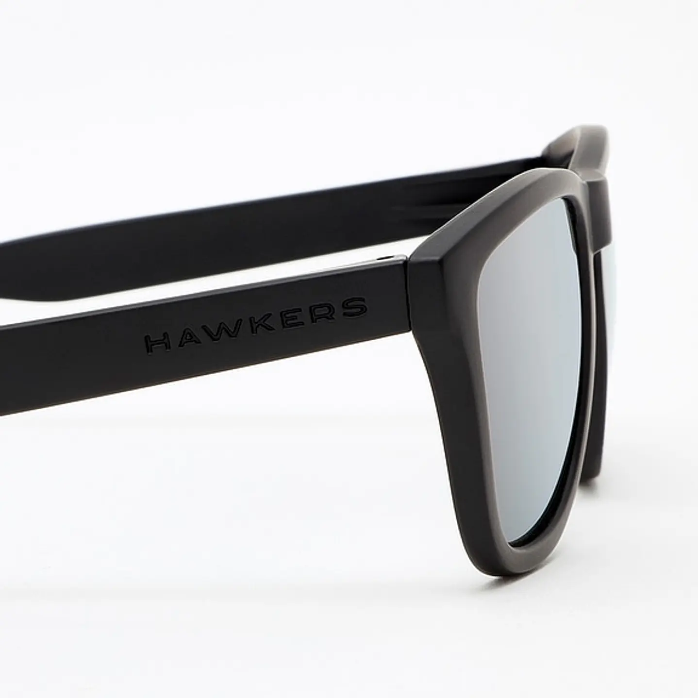 LENTES DE SOL HAWKERS ONE O18TR50 NEGRO MATE GRIS ESPEJADO TALLA 54MM - NEZMUN.PE - 7
