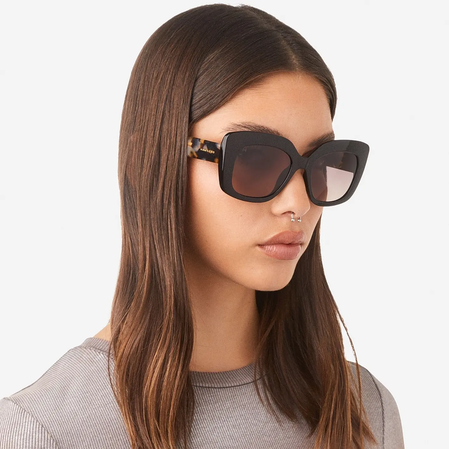 LENTES DE SOL HAWKERS TANGO - CAREY SMOKY BLACK ECO HTAN24BBR0 - TALLA 51MM - NEZMUN.PE - 2