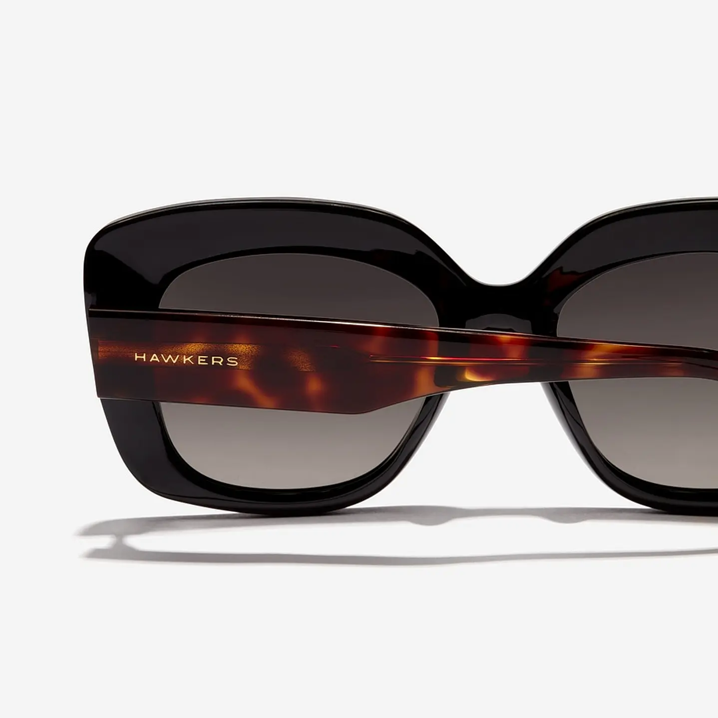 LENTES DE SOL HAWKERS TANGO - CAREY SMOKY BLACK ECO HTAN24BBR0 - TALLA 51MM - NEZMUN.PE - 8