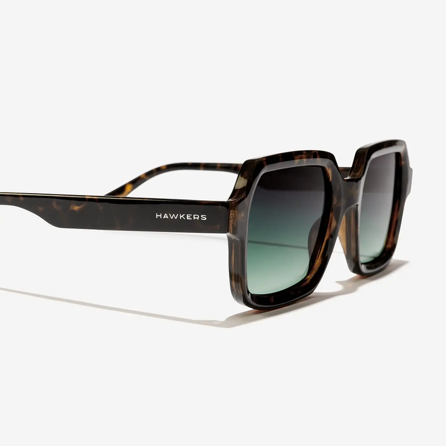 LENTES DE SOL HAWKERS MINIMAL MAX-CAREY GREEN FOREST HMMX24CET0 - TALLA 52MM - NEZMUN.PE - 5