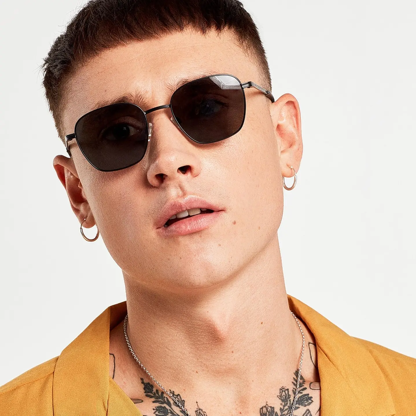 LENTES DE SOL HAWKERS SIGNAL UNISEX NEGRO HSIG20BBM0 - TALLA 52MM - NEZMUN.PE - 2