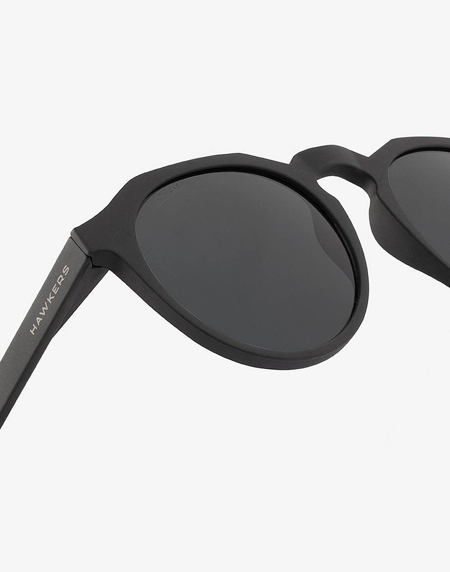 LENTES DE SOL HAWKERS WARWICK CARBON NEGRO DARK W18TR11 - TALLA 51MM - NEZMUN.PE - 9
