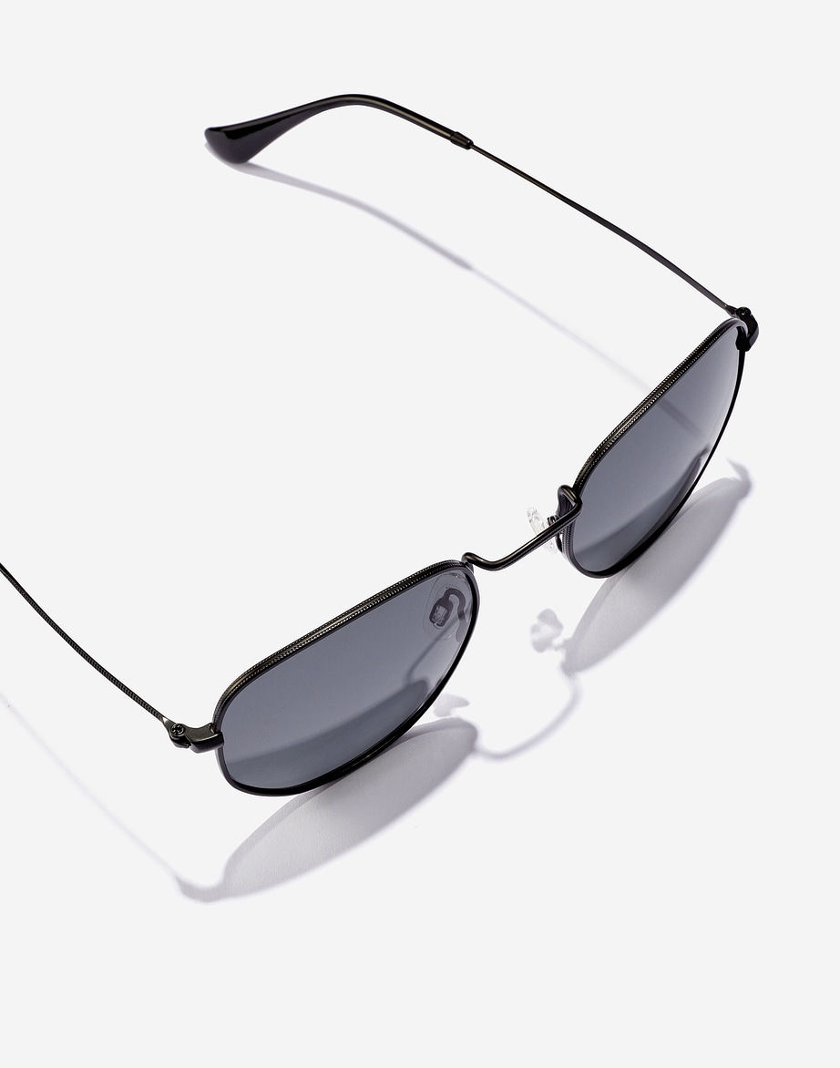 LENTES DE SOL POLARIZADO HAWKERS SIXGON DRIVE - BLACK GREY HSDR22BGMP - TALLA 50MM - NEZMUN.PE - 9