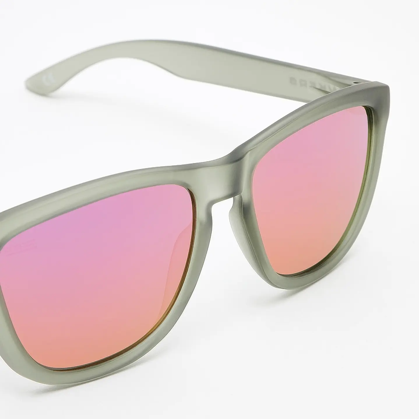 LENTES DE SOL HAWKERS ONE FROZEN GREY NEBULA OTR25 - TALLA 54MM - NEZMUN.PE - 8