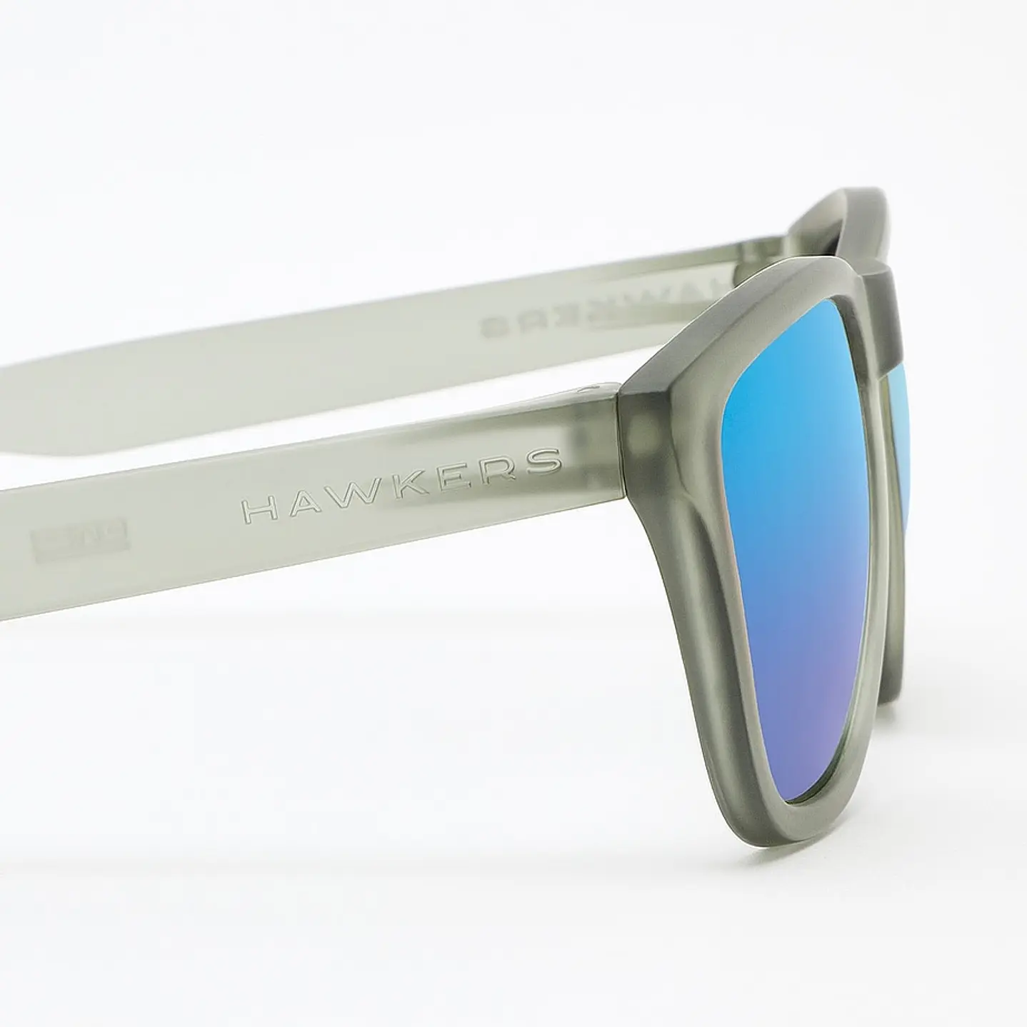 LENTES DE SOL POLARIZADO HAWKERS ONE FROZEN GREY SKY O16 - TALLA 54MM - NEZMUN.PE - 9