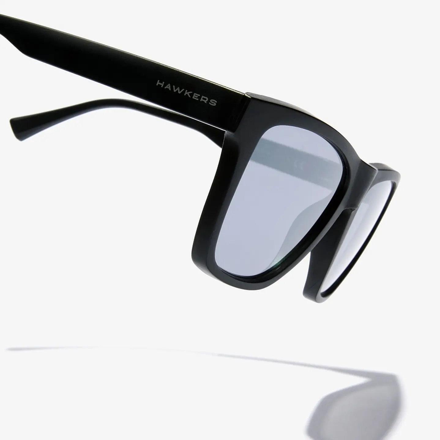 LENTES DE SOL HAWKERS ONE LS RAW HOLR21BLT0 BLACK CHROME TALLA 54MM - NEZMUN.PE - 9
