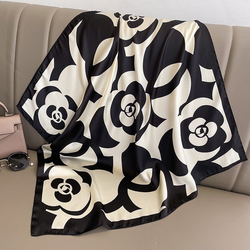 PAÑOLETA BANDANA PAÑUELO ISOLDE DE 70X70CM - 1