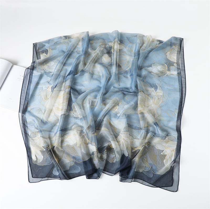 PASHMINA ATLANTIS CON DISEÑO FLOREADO - TONOS AZULES - 1