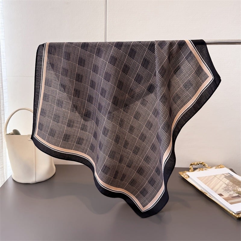 PAÑOLETA BANDANA PAÑUELO LOWKEY BEIGE DE 70X70CM - 2
