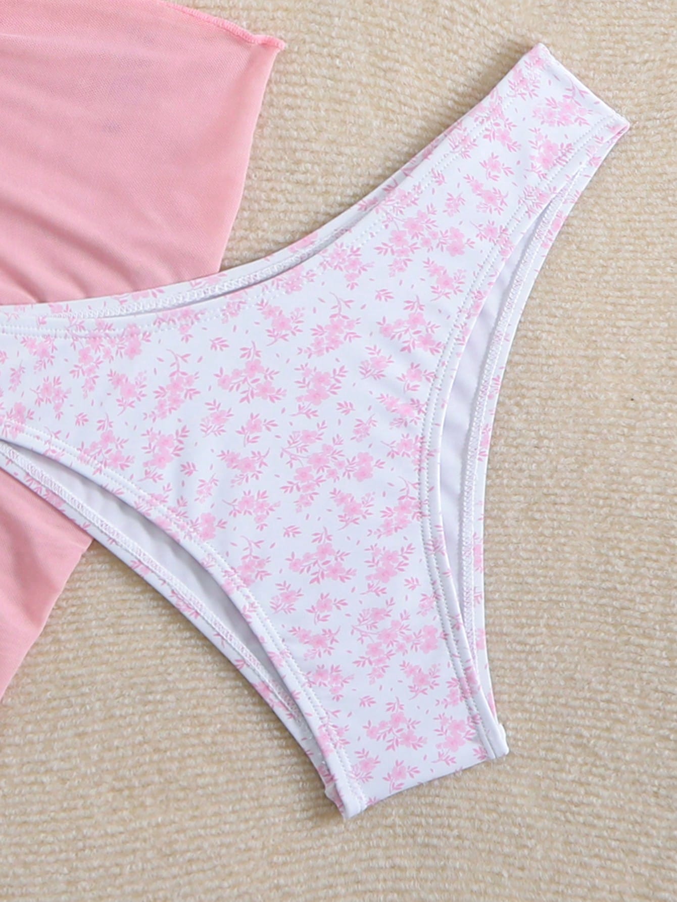 BIKINI SUSANA ROSADO DE 3 PIEZAS CON ESTAMPADO DE FLORES - TALLA M - 3