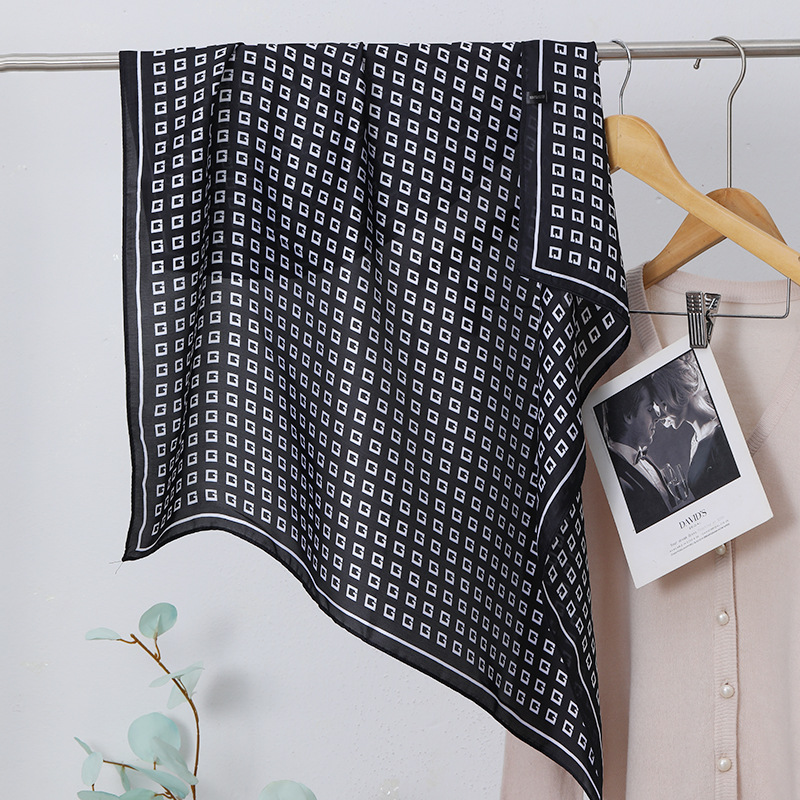 PAÑOLETA BANDANA PAÑUELO GRISEL DE 90X90CM - 3