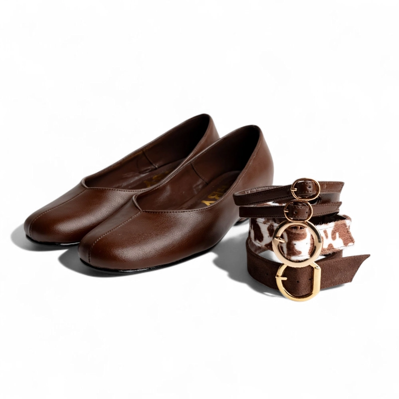 BALLERINAS DE MUJER MARRON CON CORREAS INTERCAMBIABLES - 1