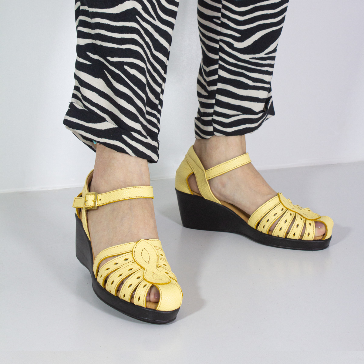 SANDALIAS MUJER MARIBU CUERO AMARILLO 752 - 5