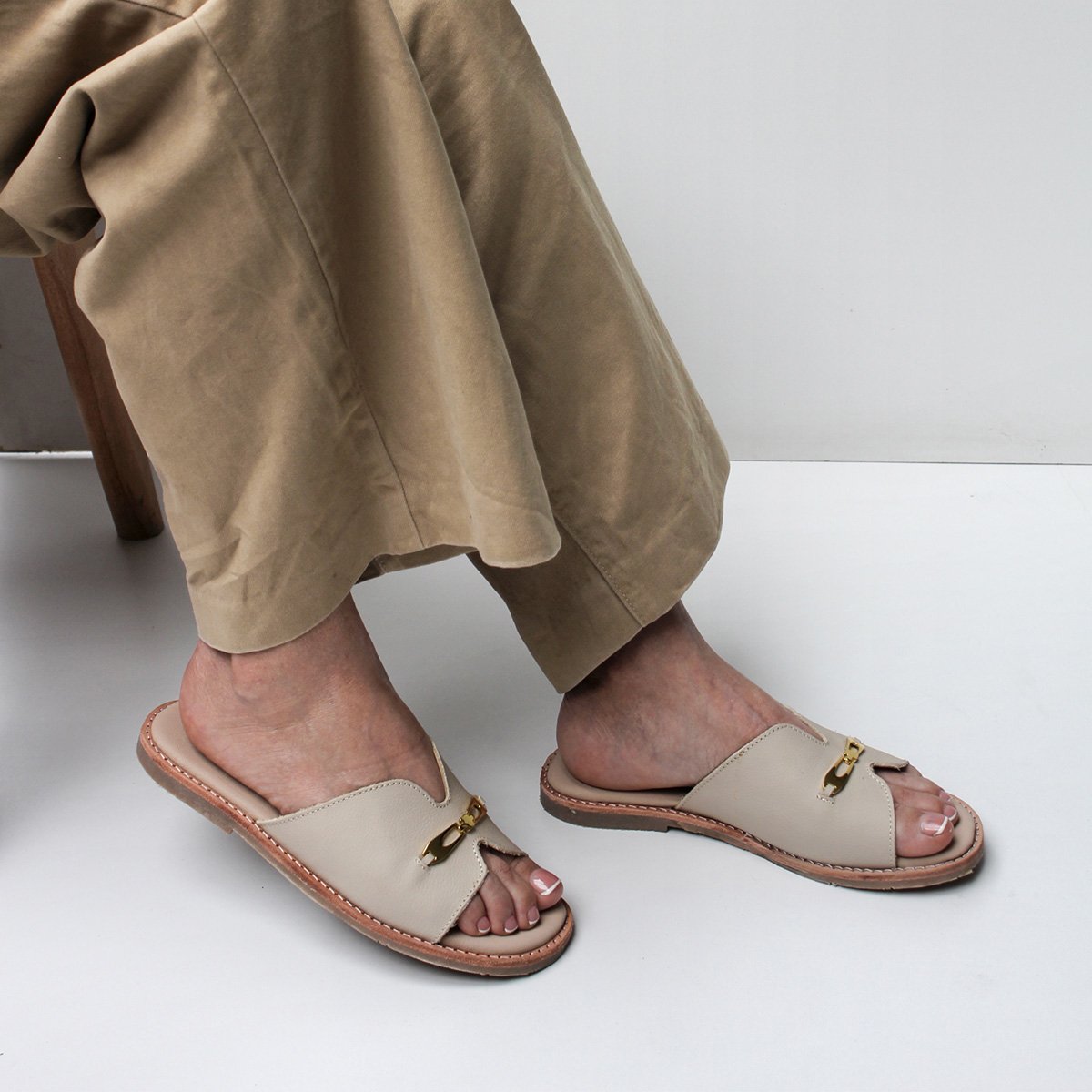 SANDALIAS MUJER MARIBU CUERO NUDE 1012 - 6