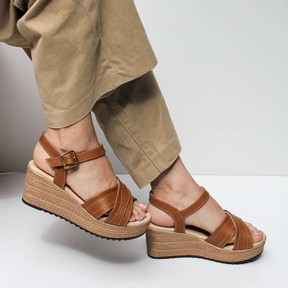 SANDALIAS MUJER MARIBU CUERO CARAMELO 1097 - 6
