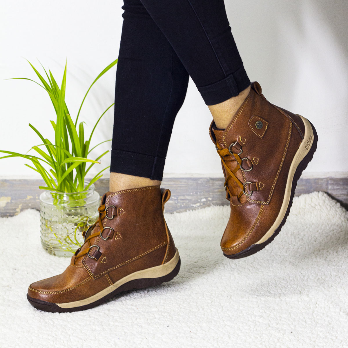 Ripley - BOTINES MUJER MARIBU CUERO MIEL 816