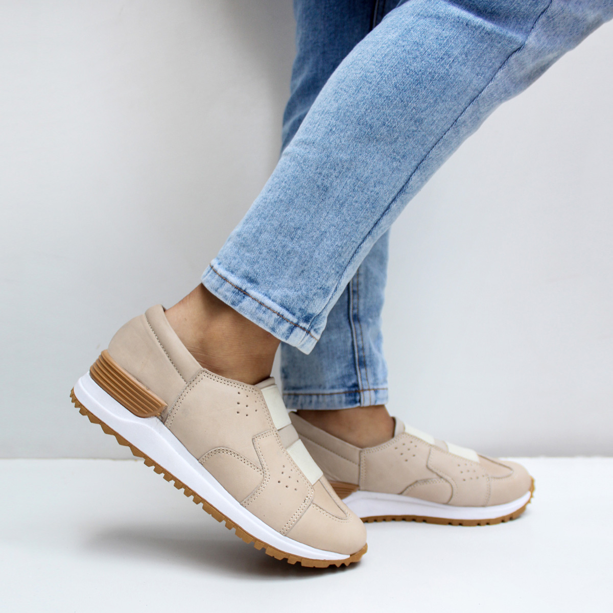 ZAPATILLA MARIBÚ PURO CUERO 832 - 6