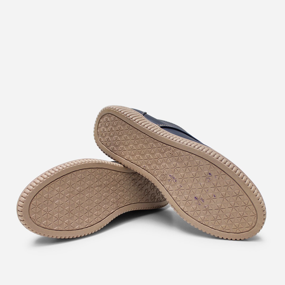 ZAPATILLA MARIBÚ PURO CUERO 590 - 5