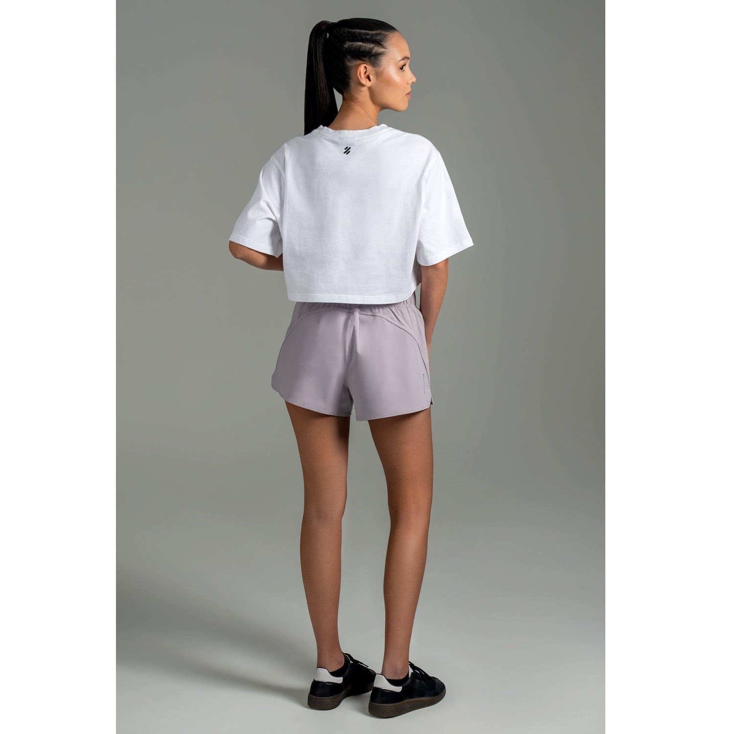 POLO TODA ACTIVIDAD MUJER ULTIMATE FITNESS BLANC THE BLANC ALGODÓN CASUAL CROP MANGA CORTA - 4