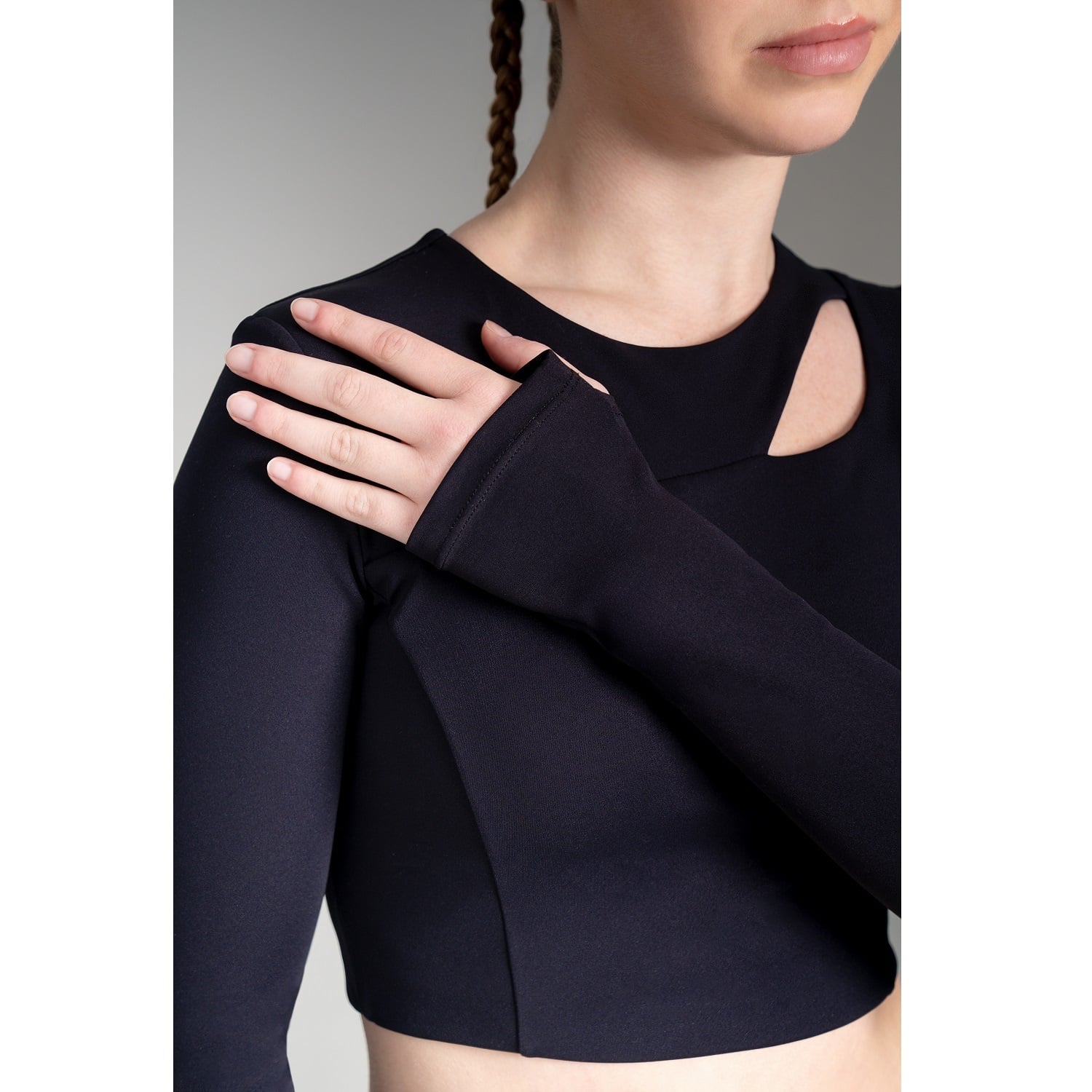 CROP TOP TODA ACTIVIDAD MUJER ULTIMATE FITNESS OPENING BLACK DEPORTIVO MANGA LARGA OPENING BLACK - 4