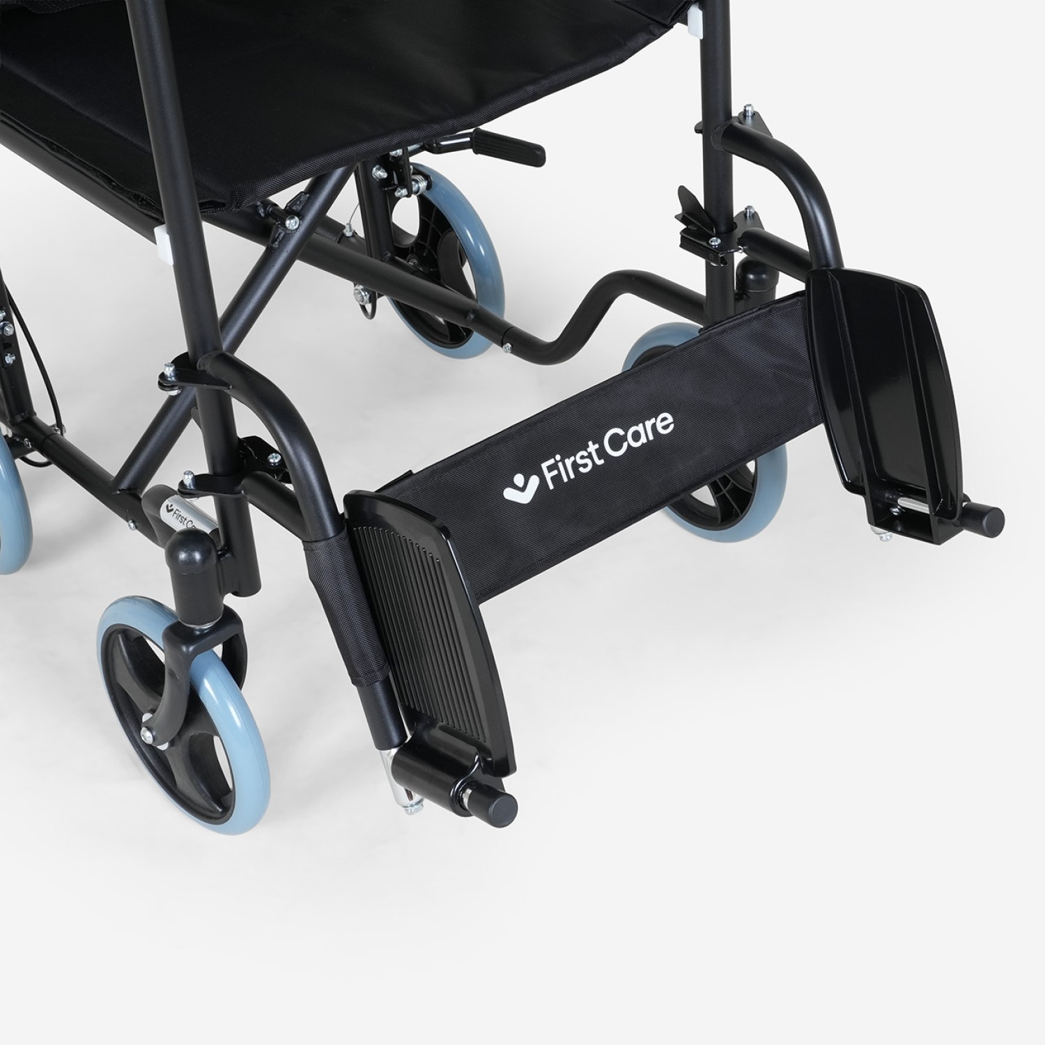 SILLA DE RUEDAS DE TRANSPORTE GERIÁTRICA PRO 2.0 - 4
