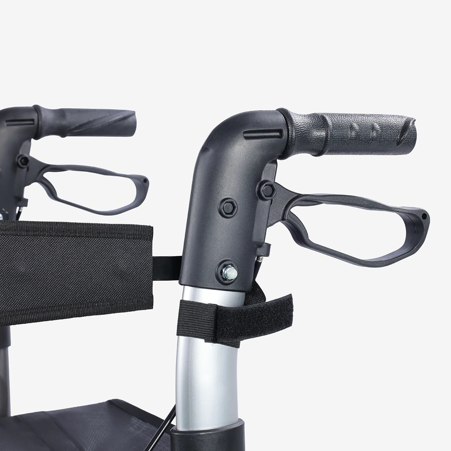 ANDADOR 4 RUEDAS CANASTO ASIENTO Y REPOSAPIÉS PRO - 5