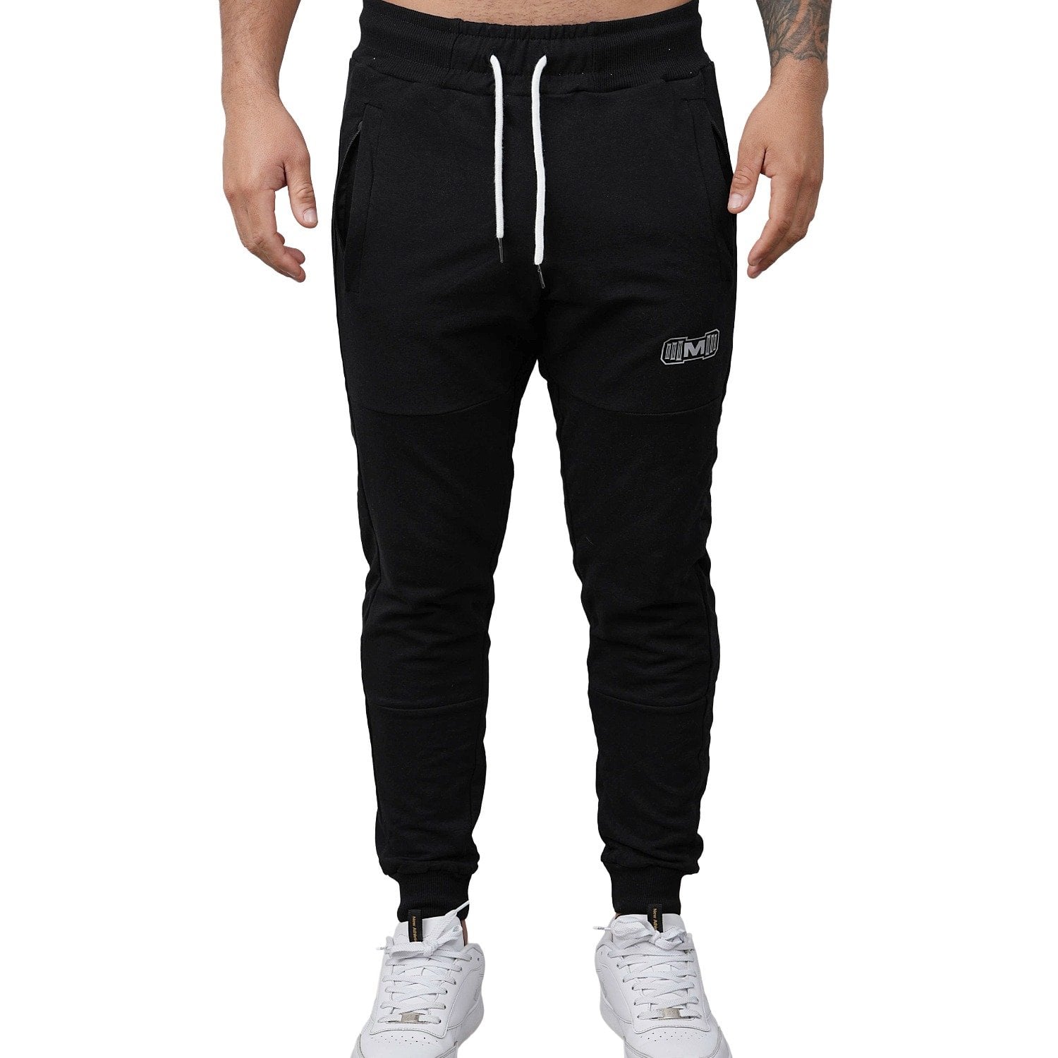 JOGGER DEPORTIVO MUSCLE MUSEUM COLOR NEGRO Y BLANCO BOLSILLOS CON CIERRES PARA HOMBRE - 2
