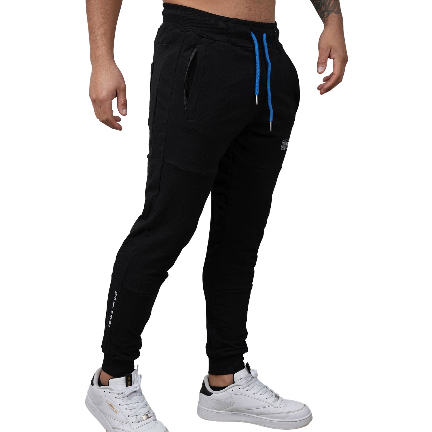 JOGGER DEPORTIVO MUSCLE MUSEUM COLOR NEGRO Y AZUL BOLSILLOS CON CIERRES PARA HOMBRE - 1
