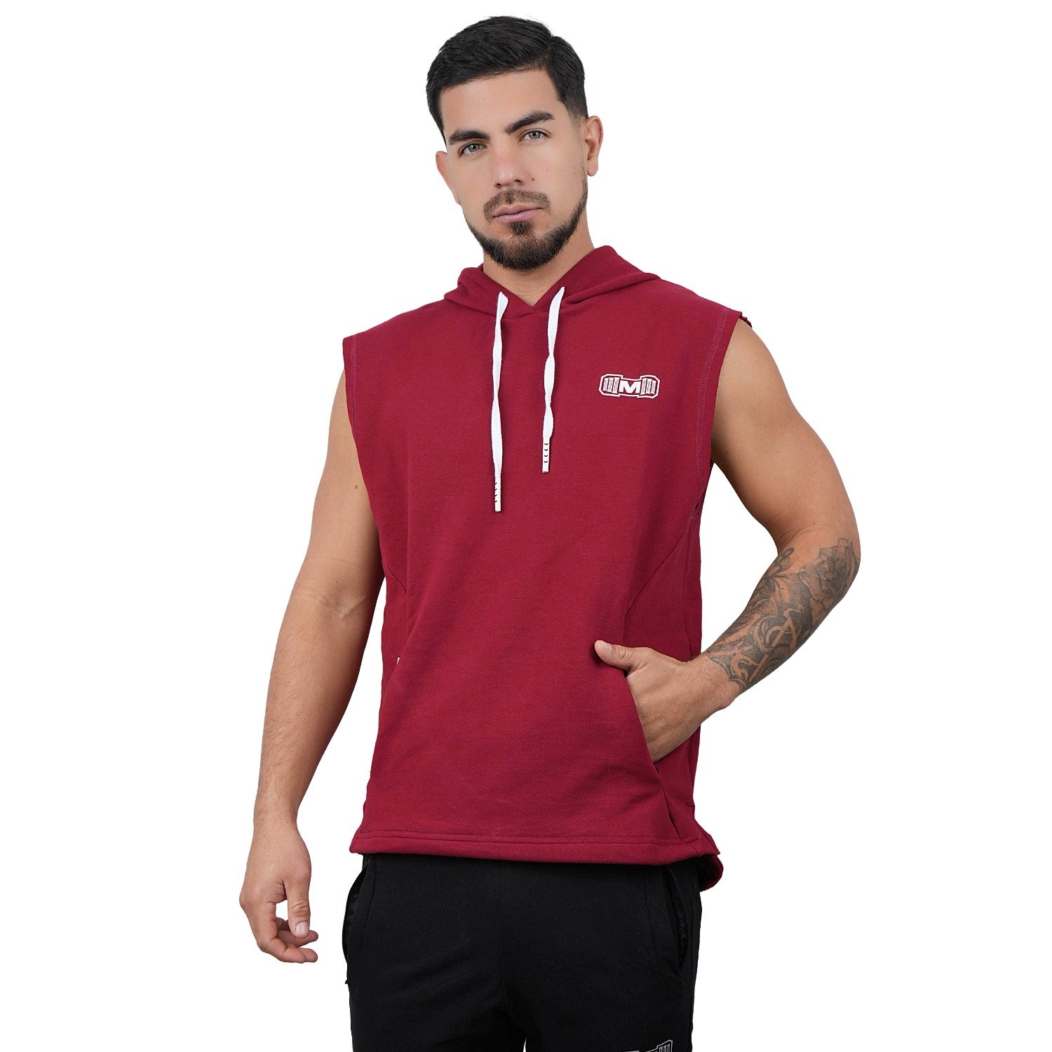 POLERA MANGA CERO MUSCLE MUSEUM COLOR ROJO OSCURO Y BLANCO CON BOLSILLO DELANTERO CON CIERRE PARA HOMBRES - 1