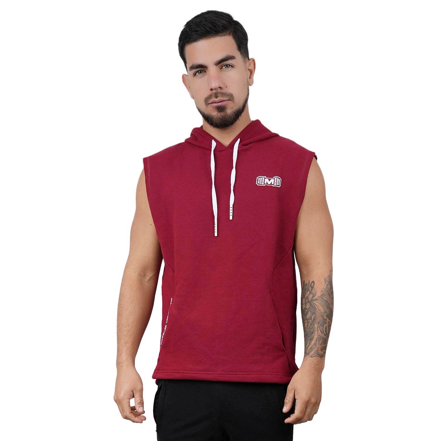 POLERA MANGA CERO MUSCLE MUSEUM COLOR ROJO OSCURO Y BLANCO CON BOLSILLO DELANTERO CON CIERRE PARA HOMBRES - 3
