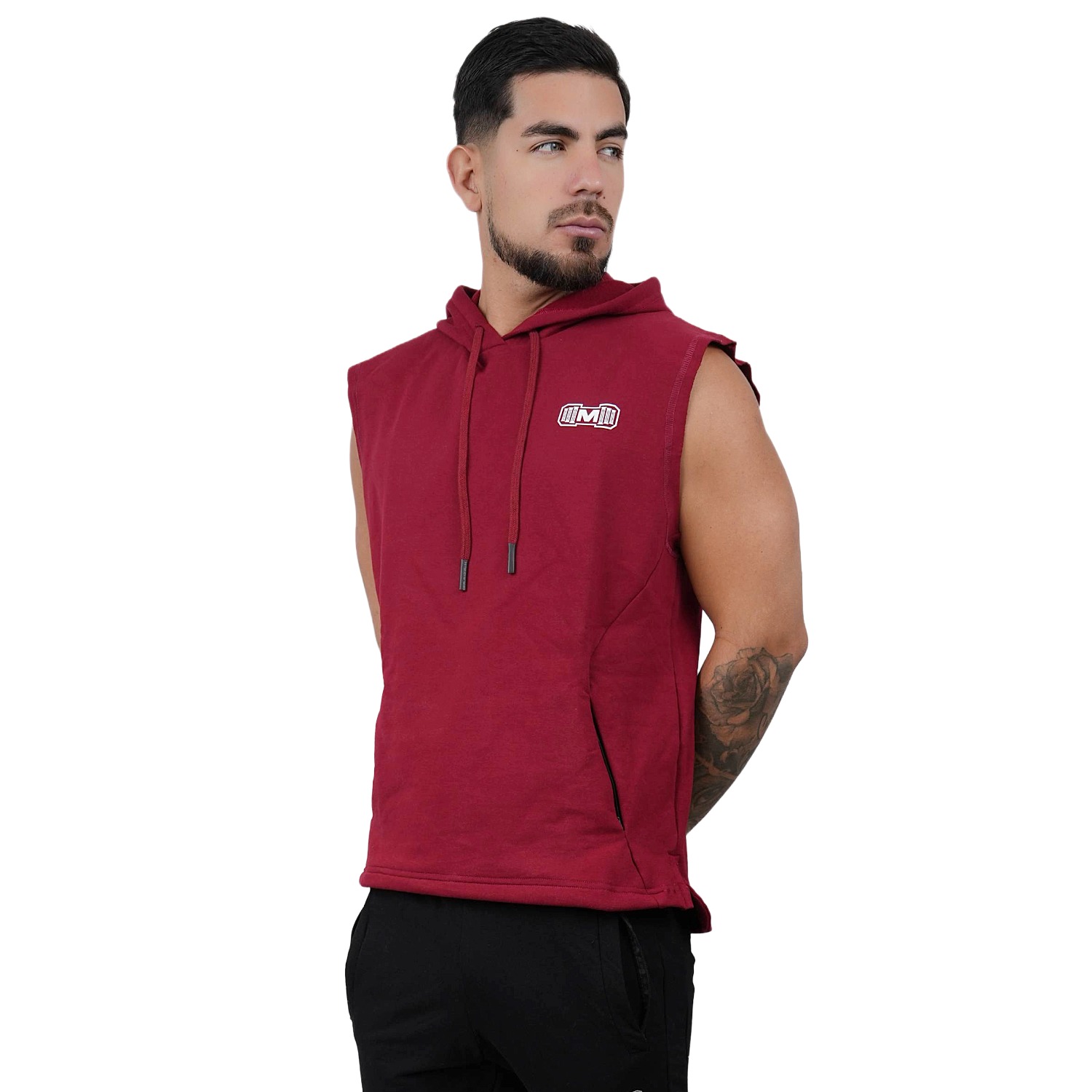 POLERA MANGA CERO MUSCLE MUSEUM COLOR ROJO OSCURO CON BOLSILLO DELANTERO CON CIERRE PARA HOMBRES - 2
