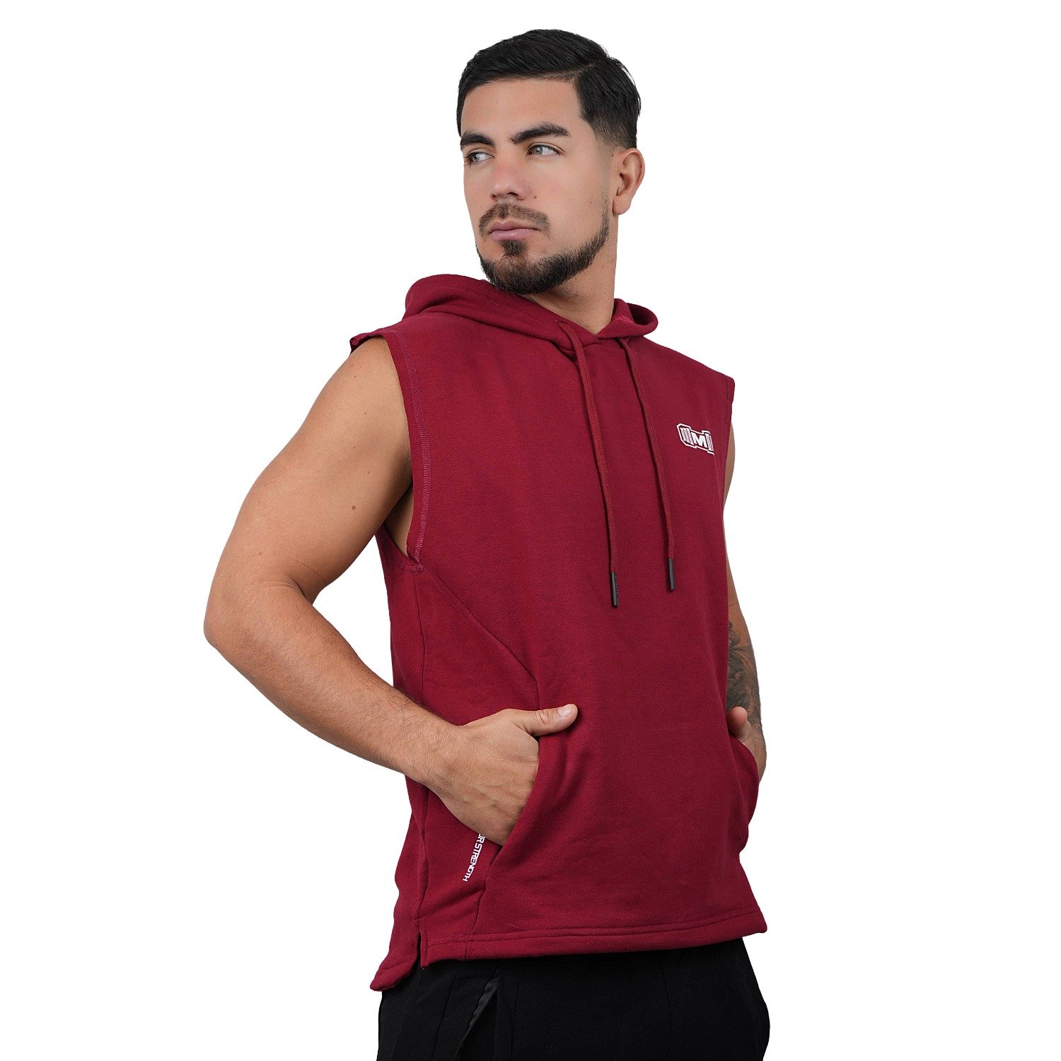 POLERA MANGA CERO MUSCLE MUSEUM COLOR ROJO OSCURO CON BOLSILLO DELANTERO CON CIERRE PARA HOMBRES - 6