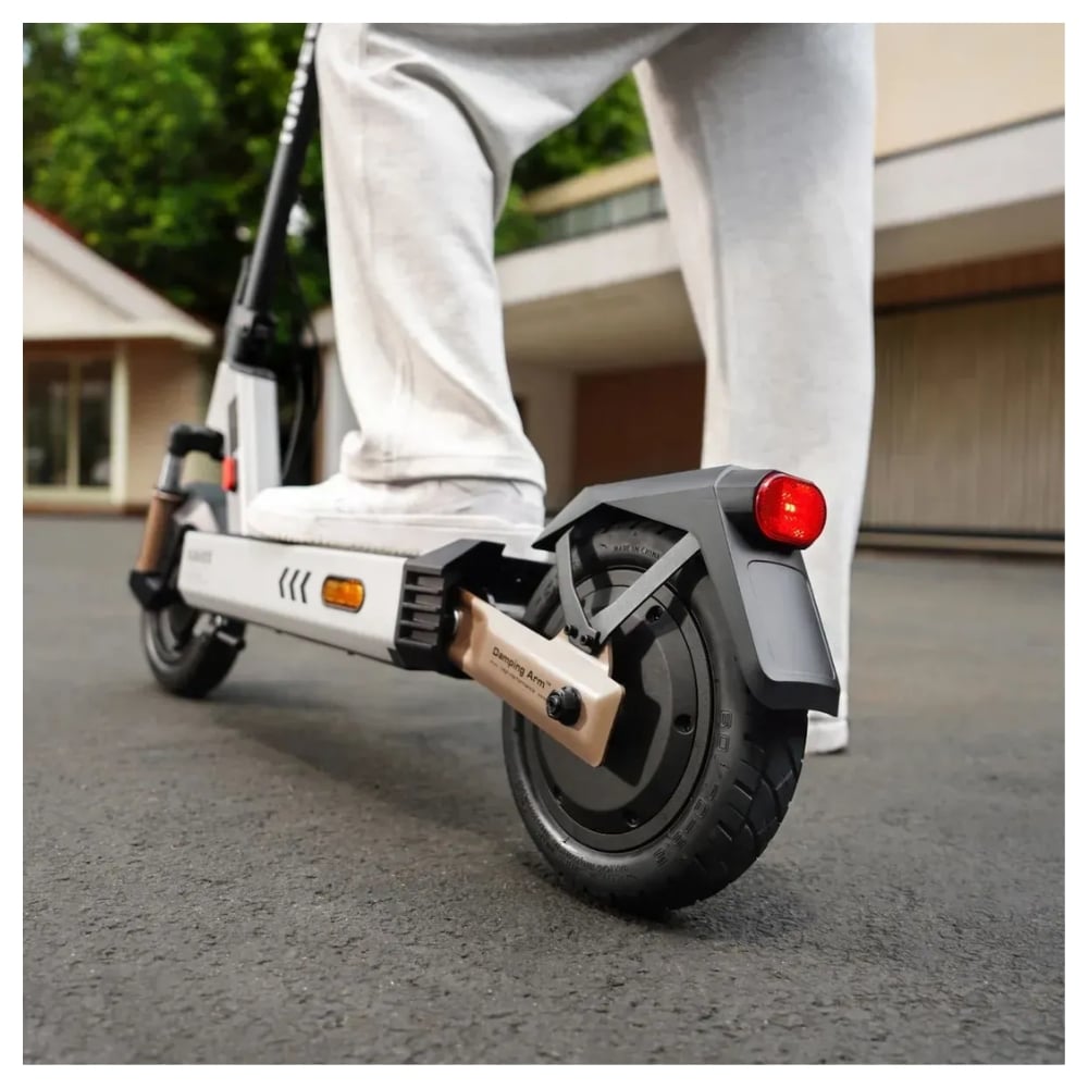 SCOOTER ELÉCTRICO NAVEE G5 EU 800W, AUTONOMÍA 45 KM, SUSPENSIÓN DUAL, LLANTAS TUBELESS 10” - 5