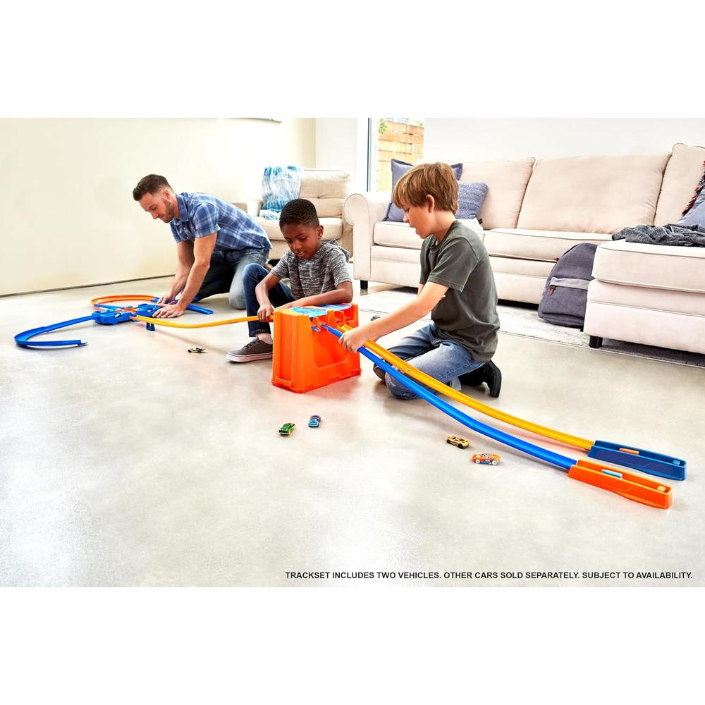 HOT WHEELS PISTA DE ACROBACIAS 25 PIEZAS AUTO A ESCALA 1:64 - 6