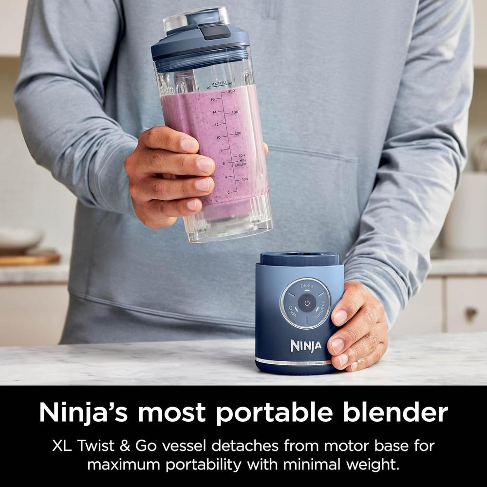 NINJA BLAST MAX BC251NV, LICUADORA PORTÁTIL 22 OZ, TWIST Y GO | AZUL MARINO - 3