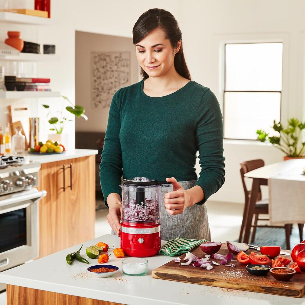 KITCHENAID KFCB519PA, PICADORA DE ALIMENTOS INALÁMBRICA 5 QT / 4.7 L | ROJO PASIÓN - 3