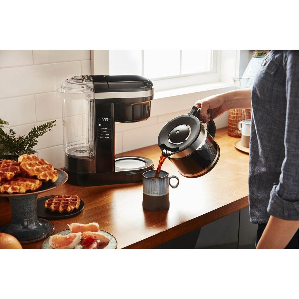 KITCHENAID KCM1208, CAFETERA DE GOTEO 12 QT / 11.4 L CON CABEZAL DE DUCHA EN ESPIRAL - 4