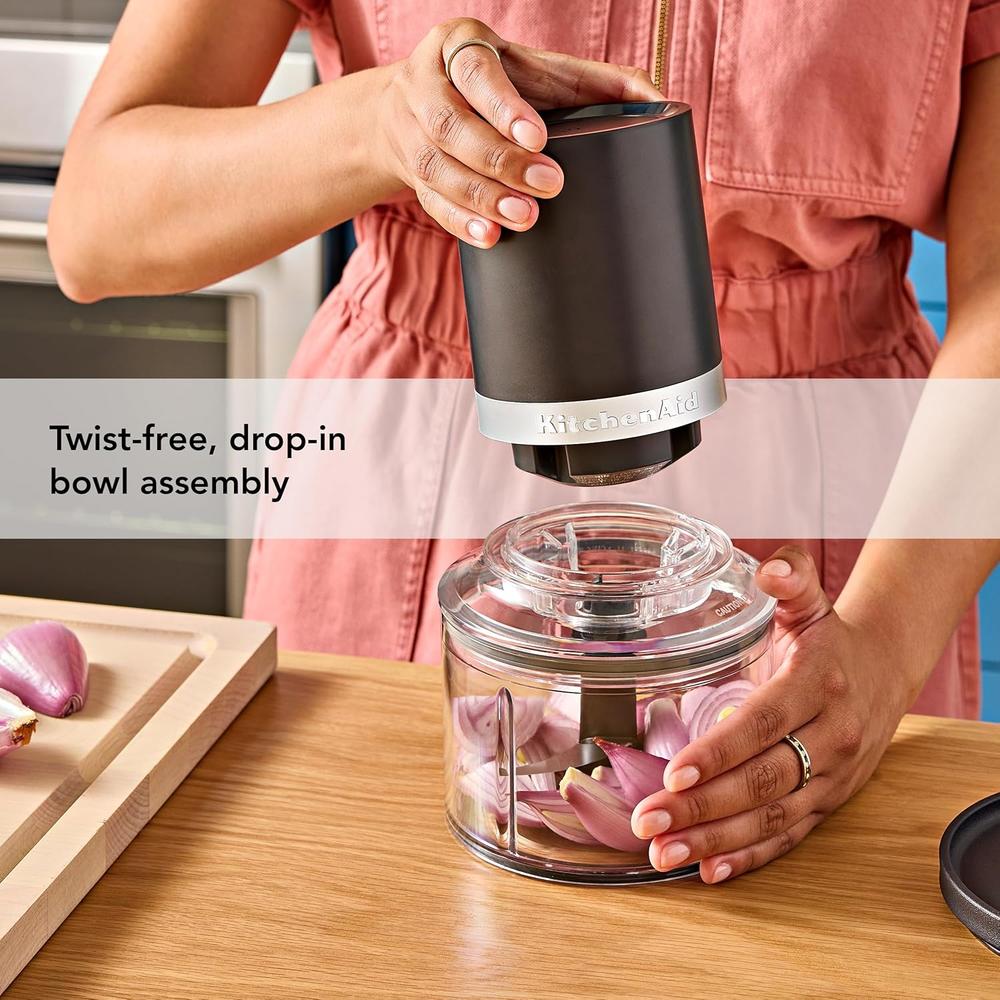 KITCHENAID, PICADORA INALÁMBRICA GO DE ARRIBA A ABAJO | NEGRO - 3