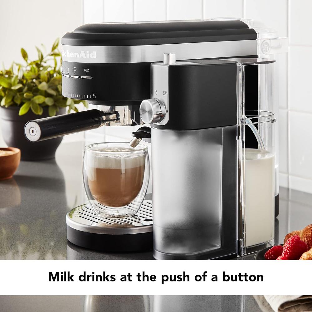 KITCHENAID, CAFETERA ESPRESSO CON ESPUMADOR DE LECHE AUTOMÁTICO NEGRO - 4